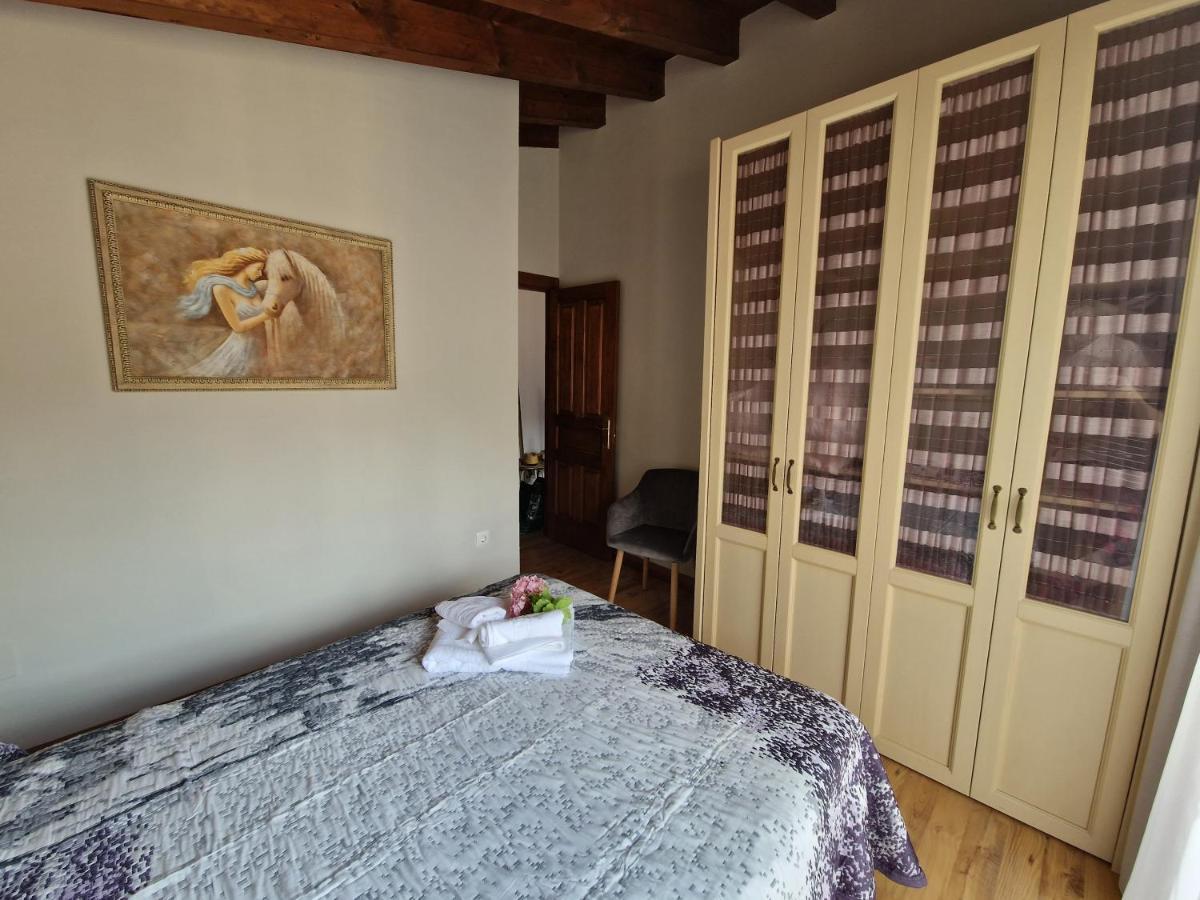 Apartamento El Campo Bores Екстериор снимка
